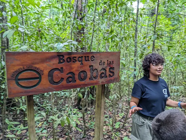 Hiking the tropical forests of Guajataka